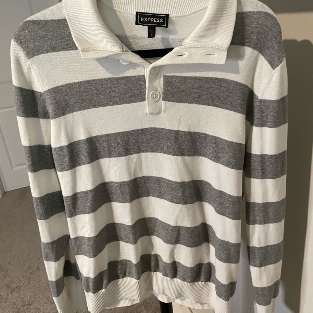 Men’s Express Sweater | Color Gray and White| Size M